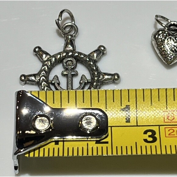 Lot Of 4 Fashion Jewelry Charms Hearts Gemini Nautical - Picture 9 of 15
